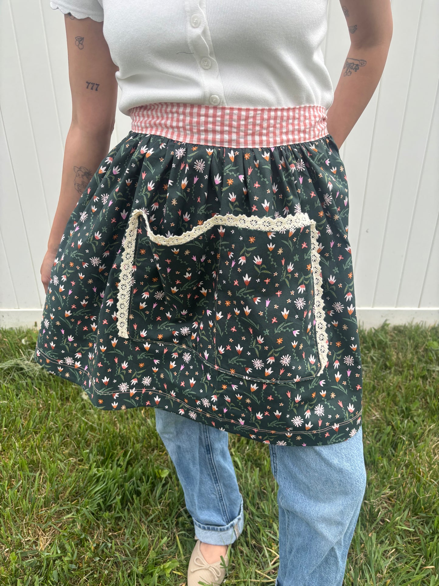 The Wildflower Half Apron.