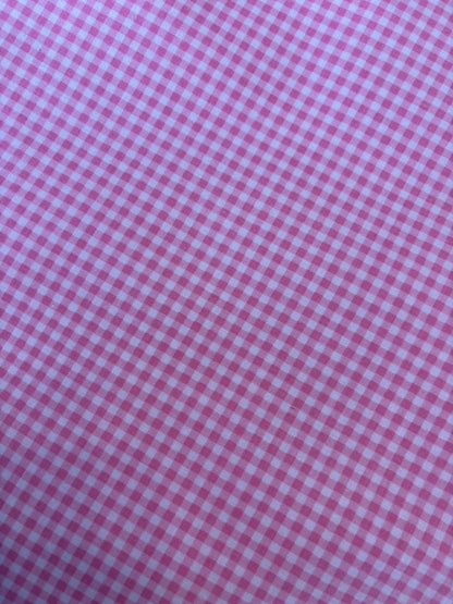 Pinkie Gingham Heart Shaped Bag.